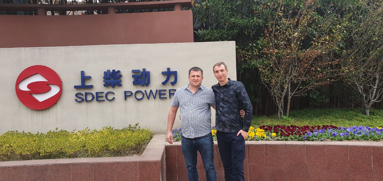 Сотрудники Газимпорт посещают завод SDEC в Китае.