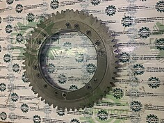 OUTPUT GEAR OF THE INTER-SHAFT